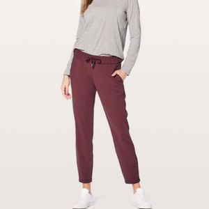 Lulu Lemon Redwood on the fly pant 7/8